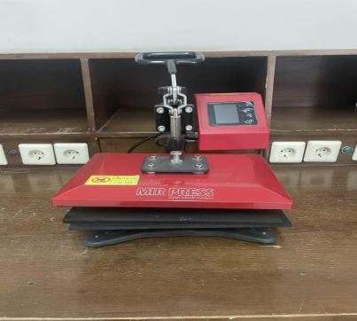 کارگاه چاپ و تکمیل نساجی Textile Printing and Finishing Laboratory دانشگاه رازی